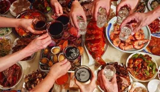 除夕夜 为未来我们干杯