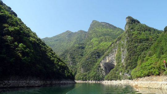 雄野神农溪入画来