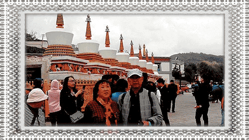 参观塔尔寺